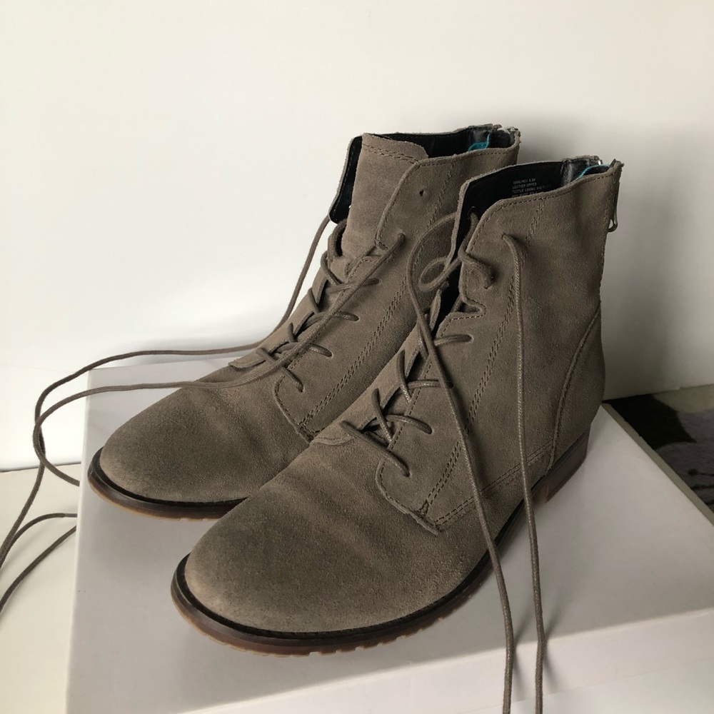 Steve Madden “Rawlings” Booties
